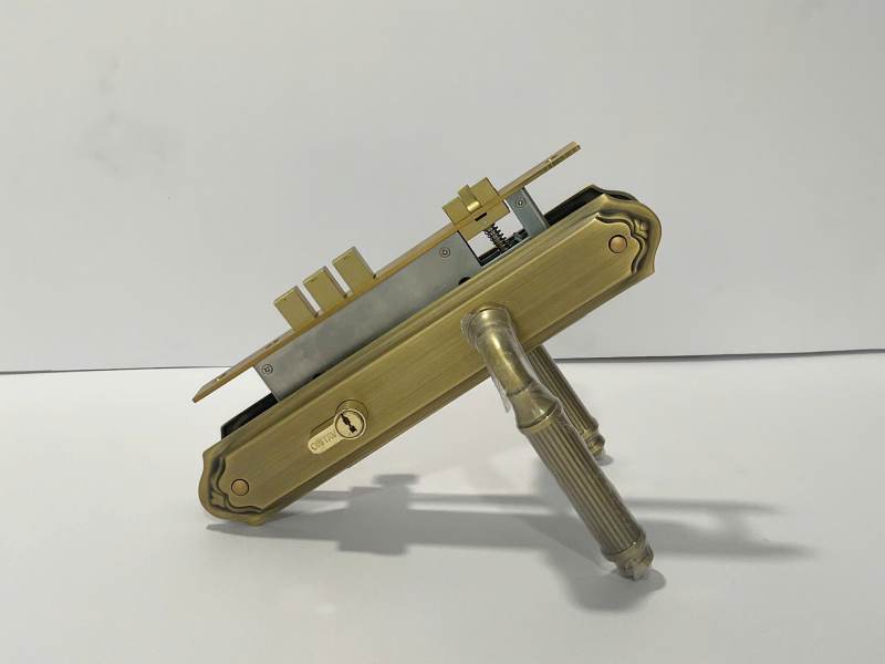 Khóa Cửa Chính Vatino M1717-AC