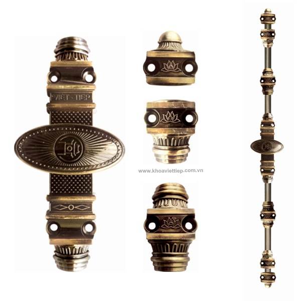 Clemon cửa đi Việt Tiệp 09882