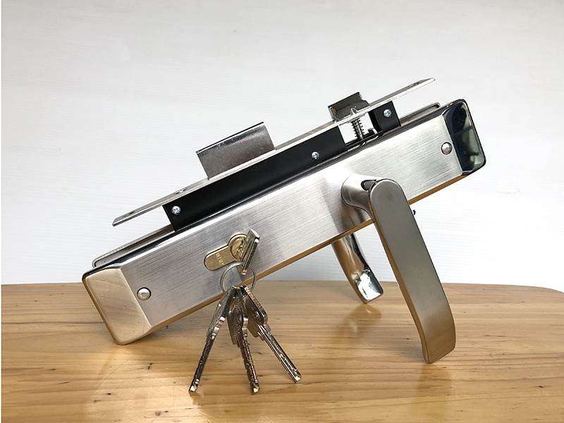Khóa tay gạt inox Việt Tiệp 04823