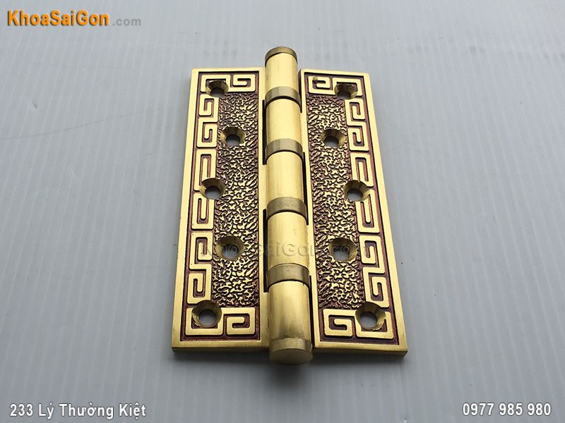 Bản lề l&aacute; đồng hoa văn chữ vạn -1