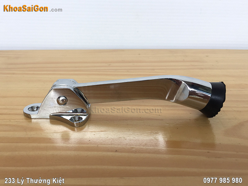 Giữ cửa m&oacute;ng ngựa -1