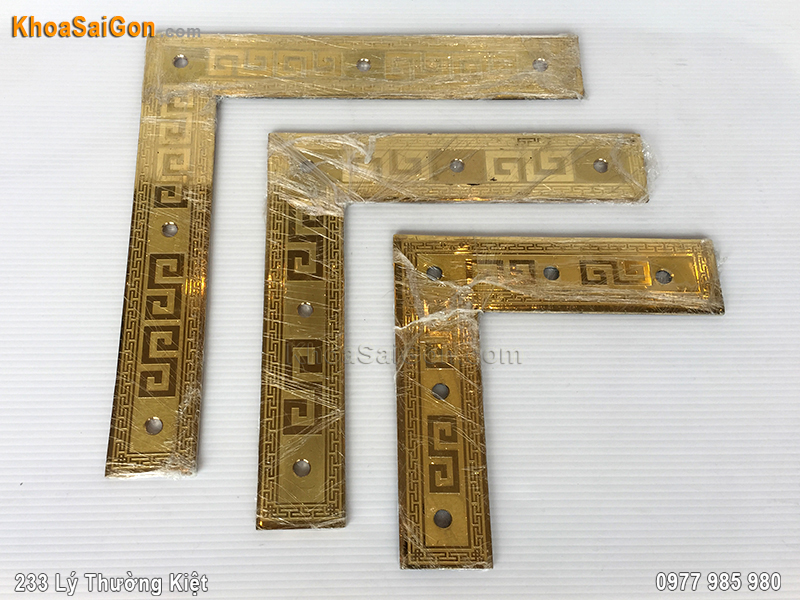 Ke g&oacute;c cửa cổng bằng đồng -1