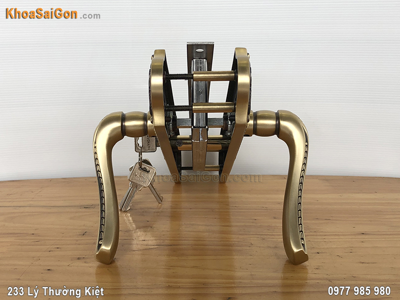 Kh&oacute;a cửa ch&iacute;nh bằng đồng thau HCX8561D -5