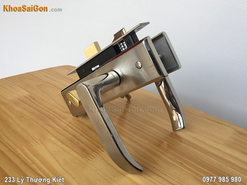 Khóa cửa tay gạt thông phòng SS5810 -4 Khóa cửa tay gạt thông phòng SS5810 -4