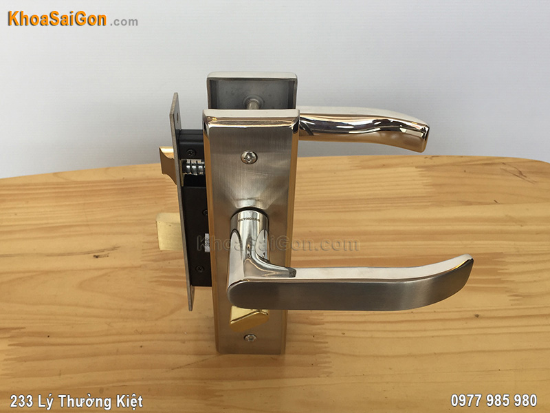 Khóa cửa tay gạt thông phòng SS5810 -7 Khóa cửa tay gạt thông phòng SS5810 -7