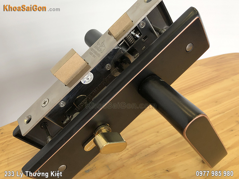 Kh&oacute;a cửa tay nắm mạ đồng đen SS5810-ABC -6