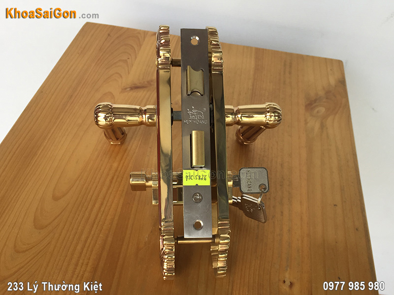 Kh&oacute;a tay gạt cửa th&ocirc;ng ph&ograve;ng HC5826 -5