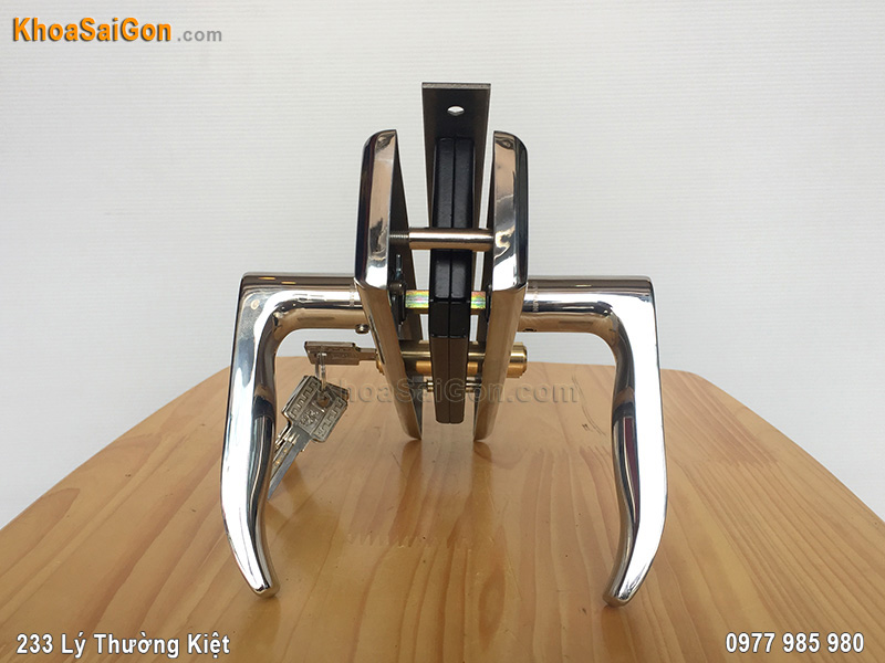 Kh&oacute;a tay gạt inox Huy Ho&agrave;ng SS8510 -5