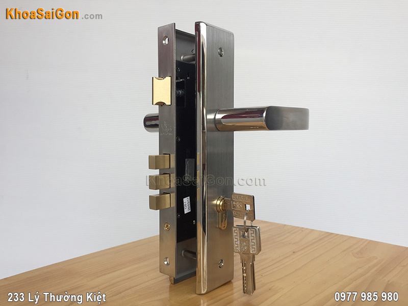 Kh&oacute;a tay gạt inox Huy Ho&agrave;ng SS8510 -7
