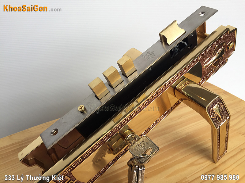 Kh&oacute;a tay nắm cửa ra v&agrave;o HCP8528 -4
