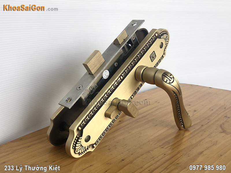 Kh&oacute;a tay nắm cửa th&ocirc;ng ph&ograve;ng HCX5861 -3