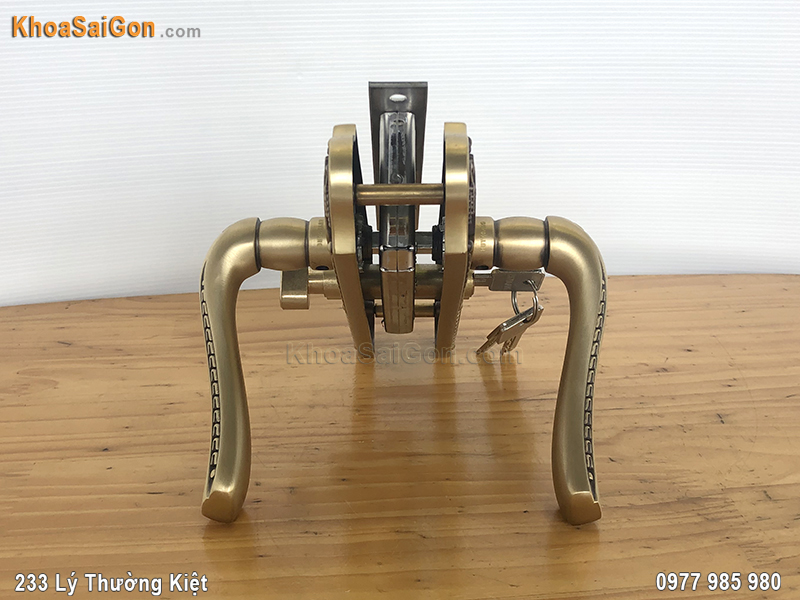 Kh&oacute;a tay nắm cửa th&ocirc;ng ph&ograve;ng HCX5861 -4