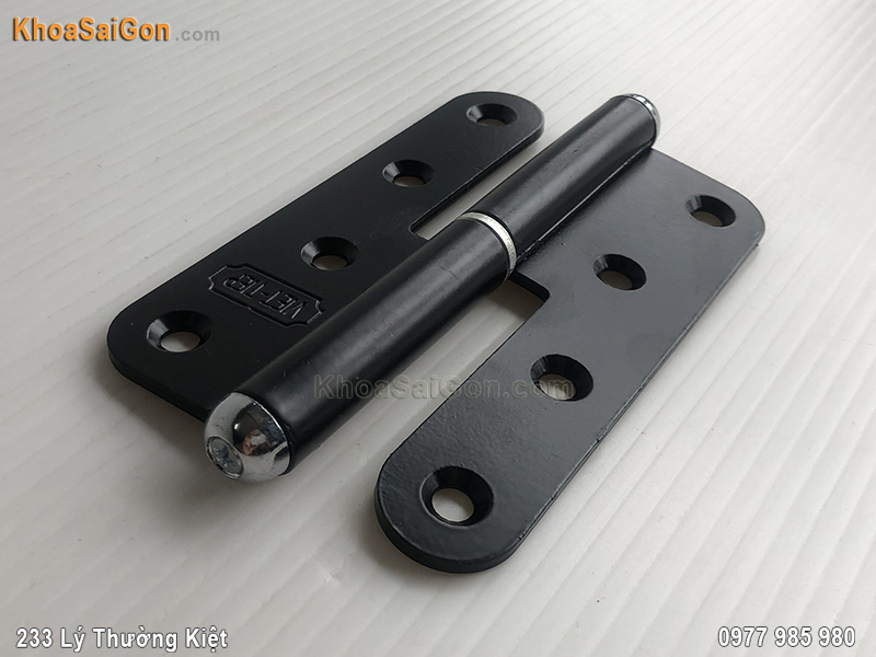 ban-le-coi-son-cua-so-08117-1
