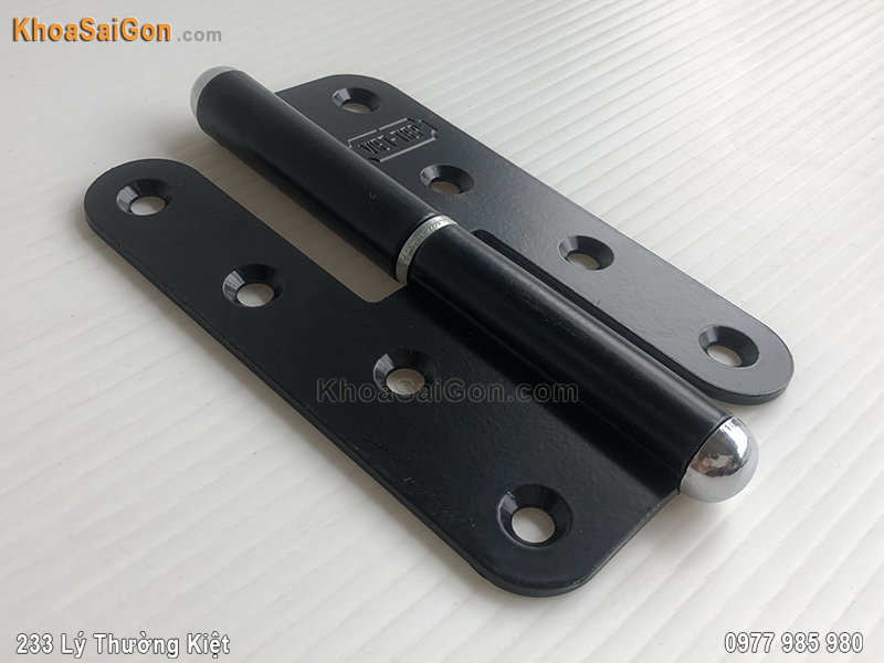 ban-le-coi-son-cua-so-08117-3