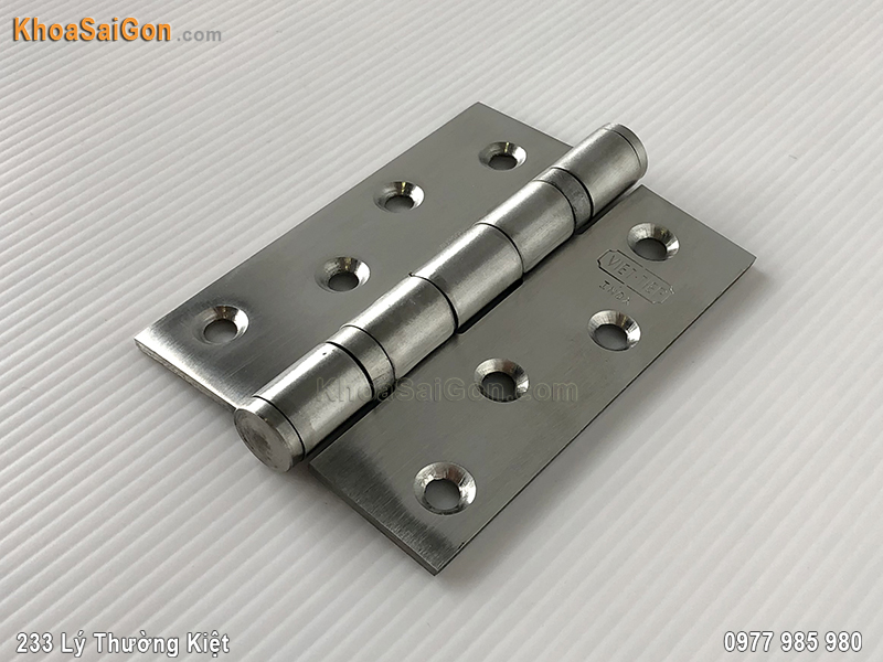 ban-le-la-inox-cua-so-08205-1