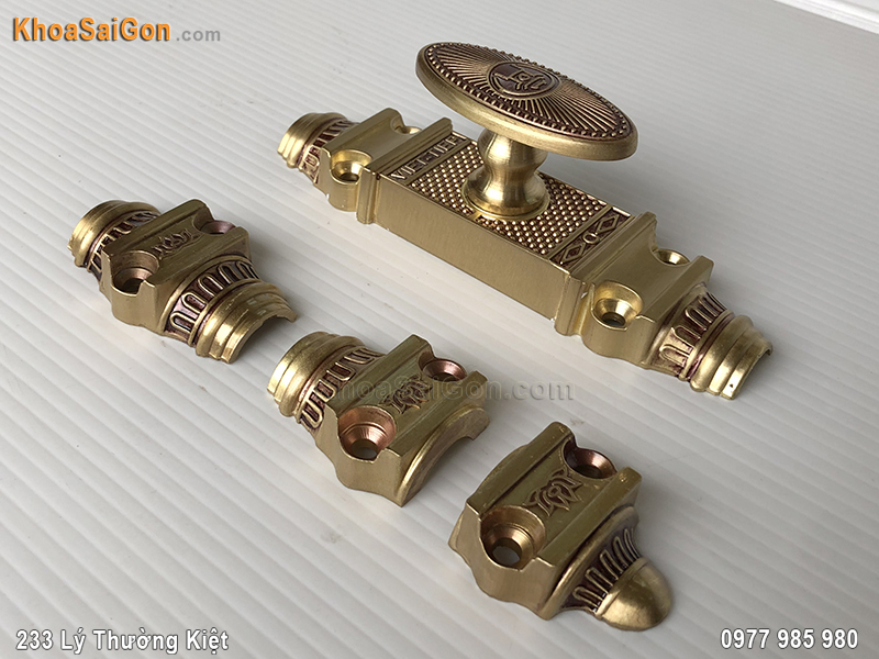 clemon-dong-cua-so-viet-tiep-09961-3