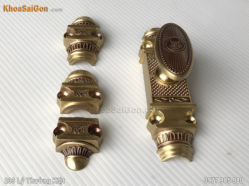 clemon-dong-cua-so-viet-tiep-09961-4