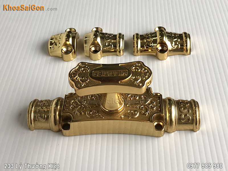 clemon-dong-ma-vang-cua-so-09861-2