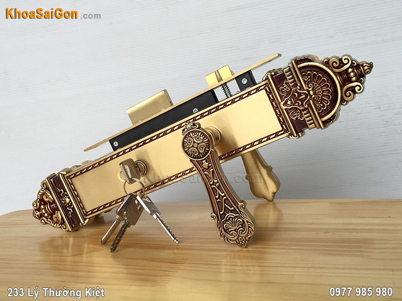 khoa-tay-gat-bang-dong-04199-5