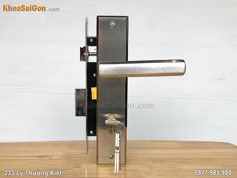 Khóa tay gạt inox Việt Tiệp 04824 -6 Khóa tay gạt inox Việt Tiệp 04824 -6