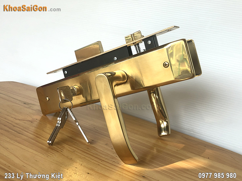 Kh&oacute;a tay gạt inox Việt Tiệp 04835 -5