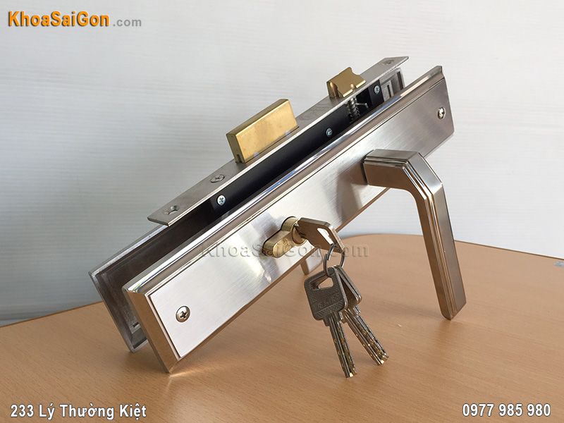 Kh&oacute;a tay gạt inox Việt Tiệp 04933 -1