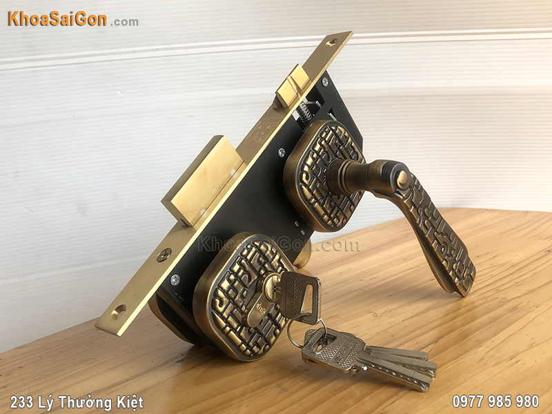 khoa-tay-gat-phan-the-04086-4