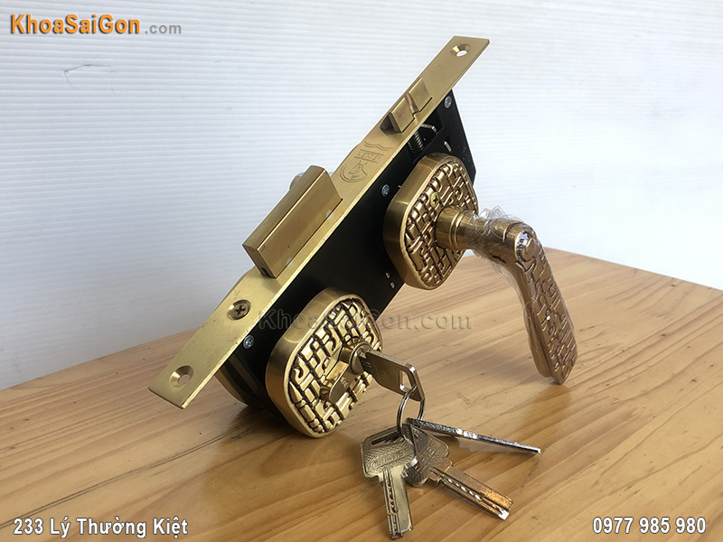 khoa-tay-gat-phan-the-04087-1