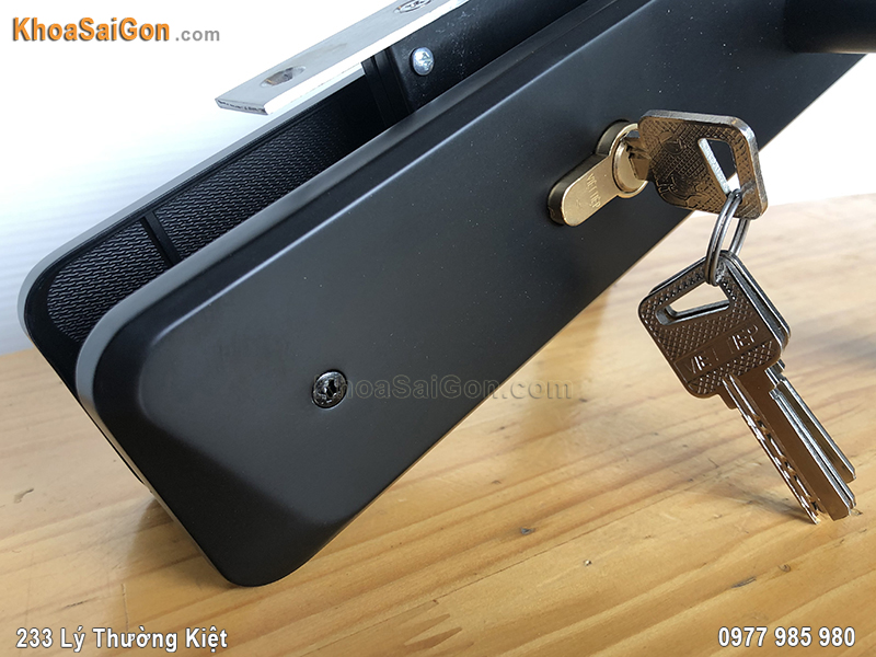 Kh&oacute;a tay nắm cửa ch&iacute;nh Việt Tiệp 04937 - 4