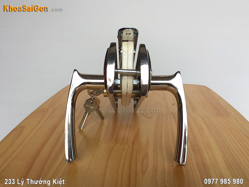 Kh&oacute;a tay nắm cửa đi Việt Tiệp 04906 - 2