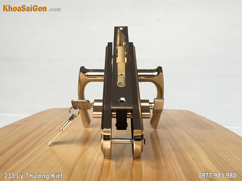 Kh&oacute;a cửa ph&ograve;ng Việt Tiệp 04271 - 5
