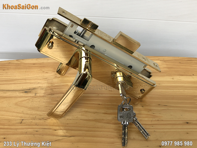Kh&oacute;a cửa th&ocirc;ng ph&ograve;ng Việt Tiệp 04325 - 1