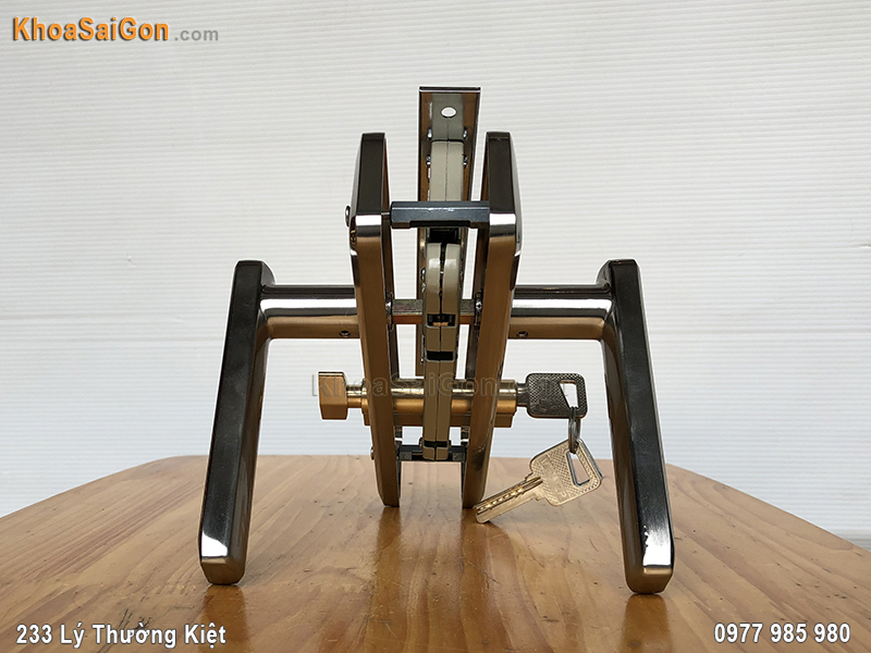 Khóa tay gạt cửa thông phòng Việt Tiệp 04332 - 2 Khóa tay gạt cửa thông phòng Việt Tiệp 04332 - 2