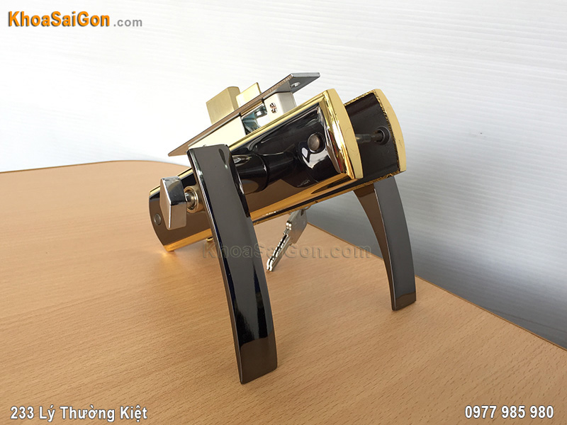 Kh&oacute;a tay gạt cửa th&ocirc;ng ph&ograve;ng Việt Tiệp 04503 - 4