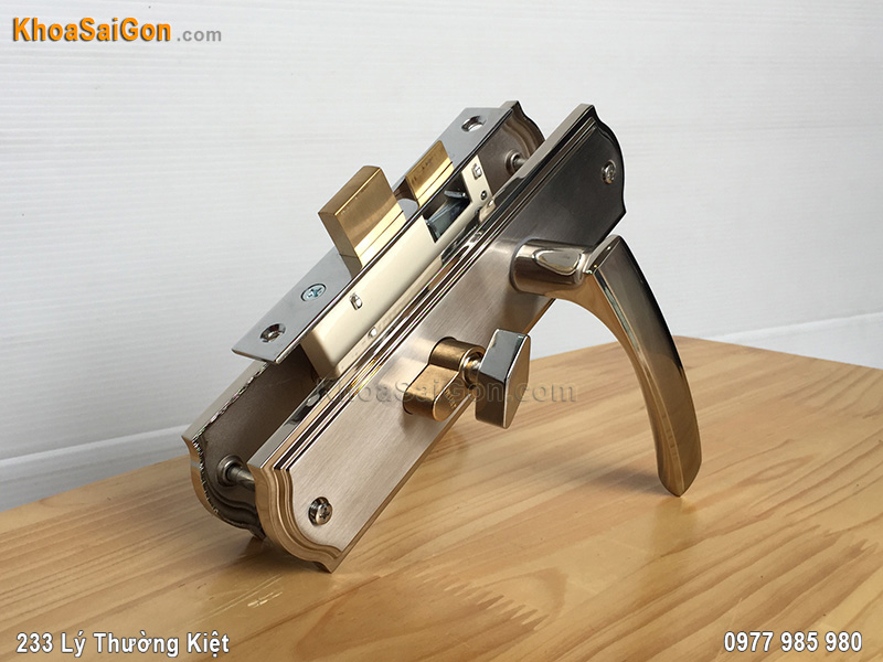 Khóa tay nắm cửa thông phòng Việt Tiệp 04504 - 1 Khóa tay nắm cửa thông phòng Việt Tiệp 04504 - 1