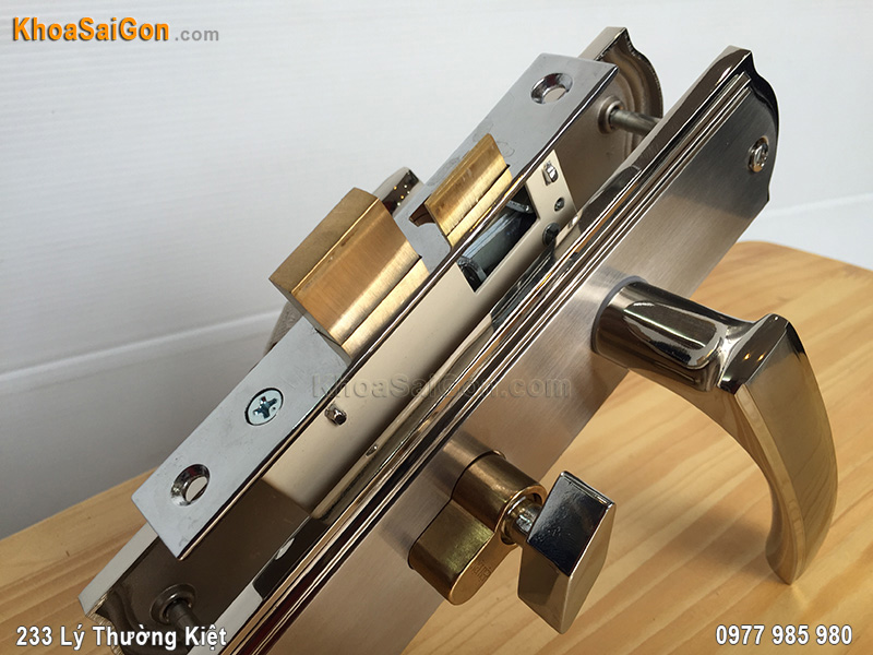 Khóa tay nắm cửa thông phòng Việt Tiệp 04504 - 3 Khóa tay nắm cửa thông phòng Việt Tiệp 04504 - 3