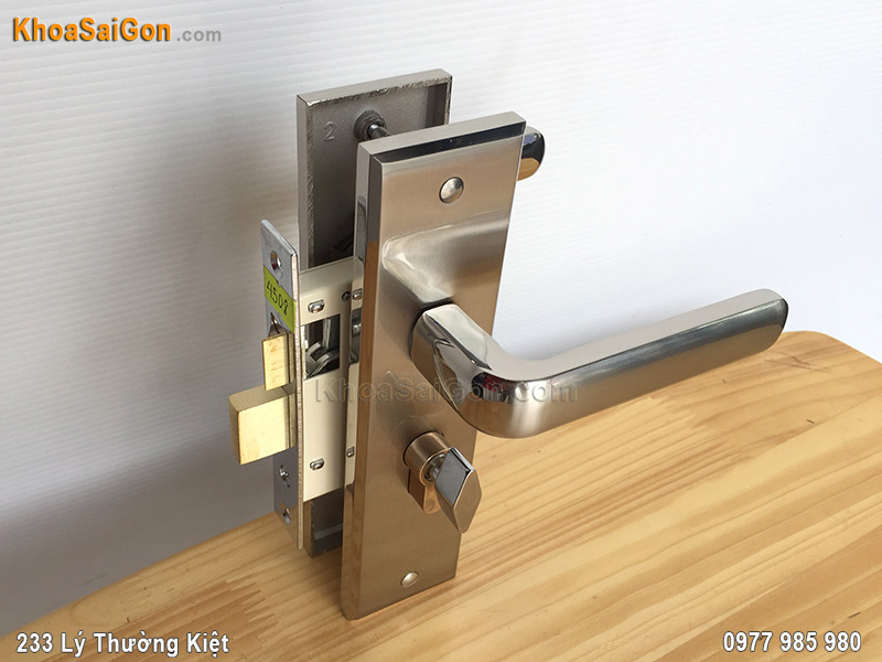 Kh&oacute;a tay gạt cửa th&ocirc;ng ph&ograve;ng Việt Tiệp 04508 - 5