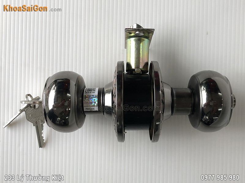 khoa-tay-nam-tron-viet-tiep-04204-1
